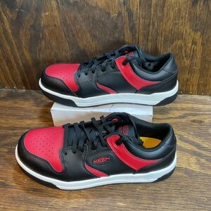 KEEN Men's Overton Work Shoe (Carbon Toe) Size 10.5 EE Utility Low Black/Red New